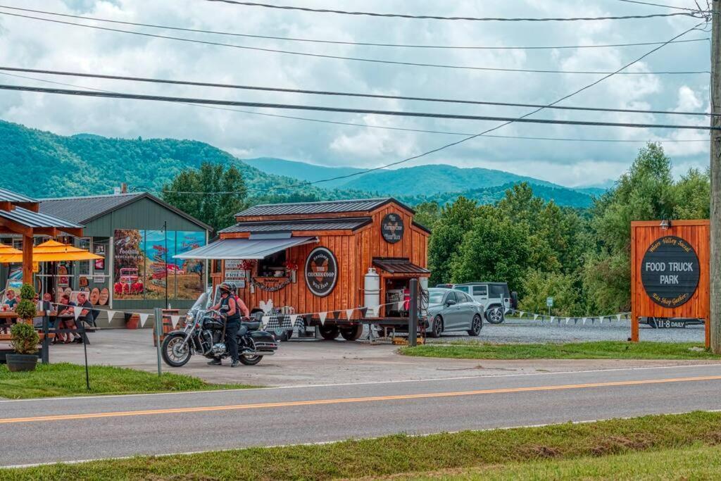 The Moondance Cabin By Lightfoot Stays Vacation Rentals Sevierville Dış mekan fotoğraf